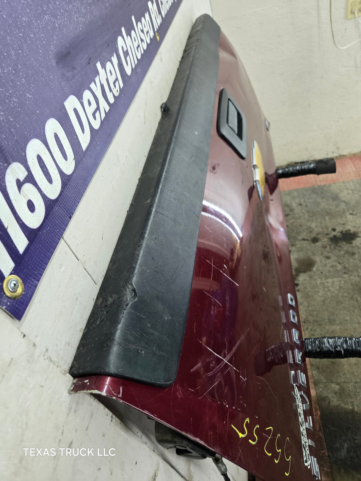 2007-2013 Chevrolet Silverado / GMC Sierra Tailgate 1500 2500 3500 HD