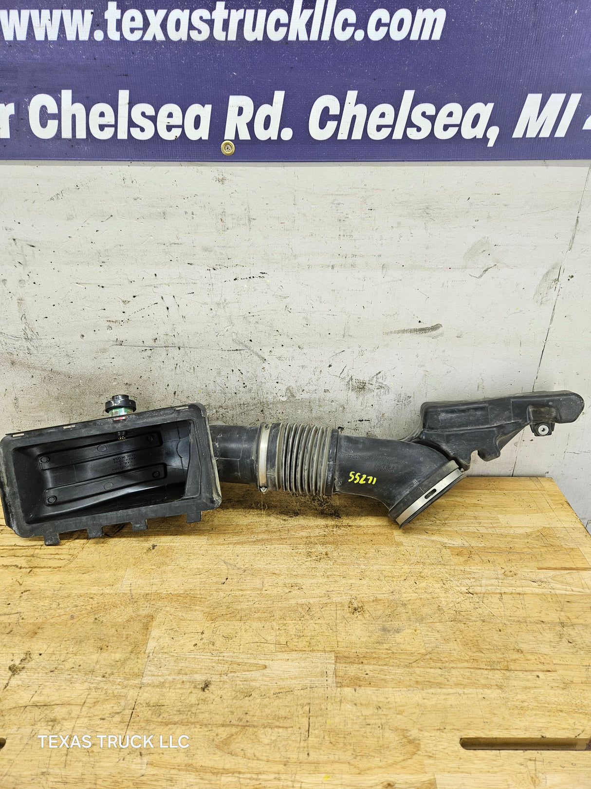 2011-2016 6.7 Power Stroke Diesel Air Intake Tube Duct Pipe & Air Box Lid OEM BC34-9F805-CB Ford Super Duty F250 F350 F450 F550