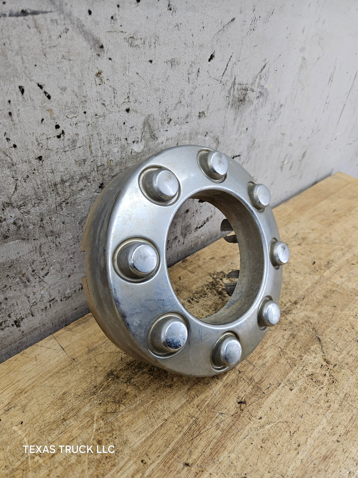 2008-2016 Ford Super Duty F250 F350 Front Hub Cap Chrome Center Cap 4x4 SINGLE REAR WHEEL 8 LUG