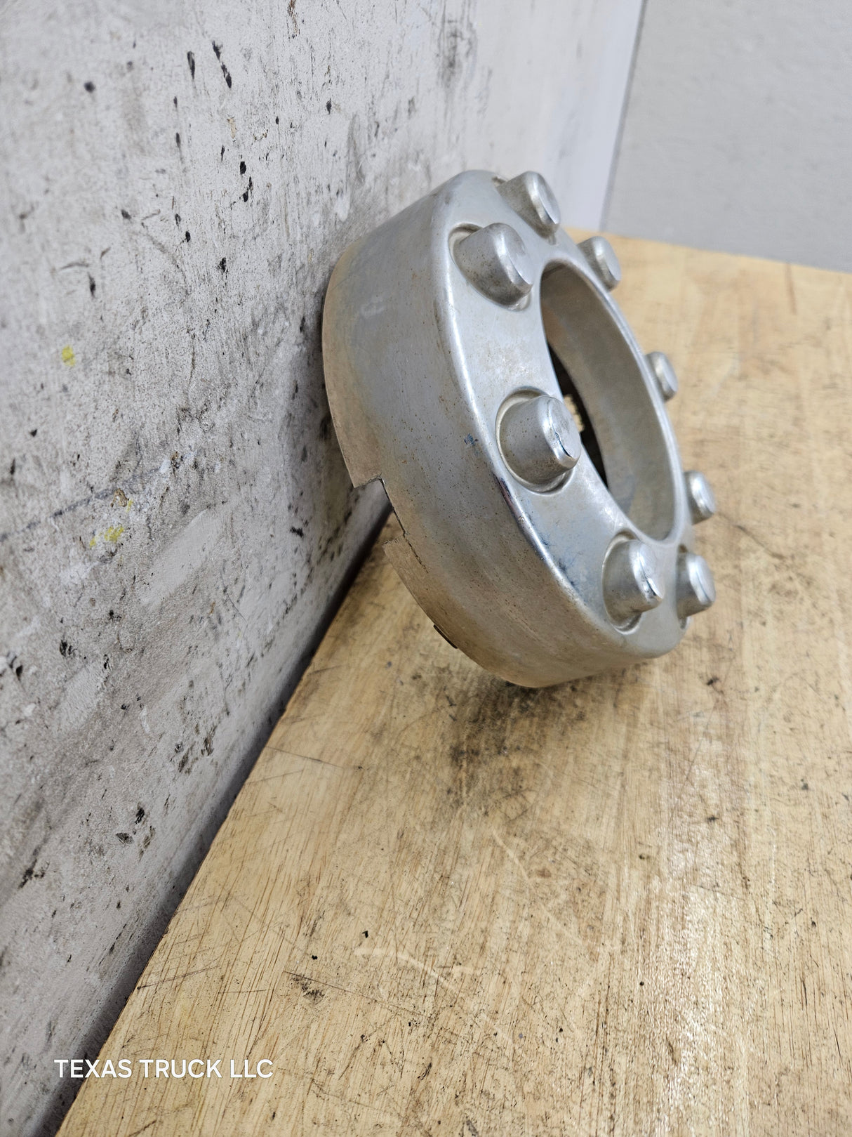 2008-2016 Ford Super Duty F250 F350 Front Hub Cap Chrome Center Cap 4x4 SINGLE REAR WHEEL 8 LUG