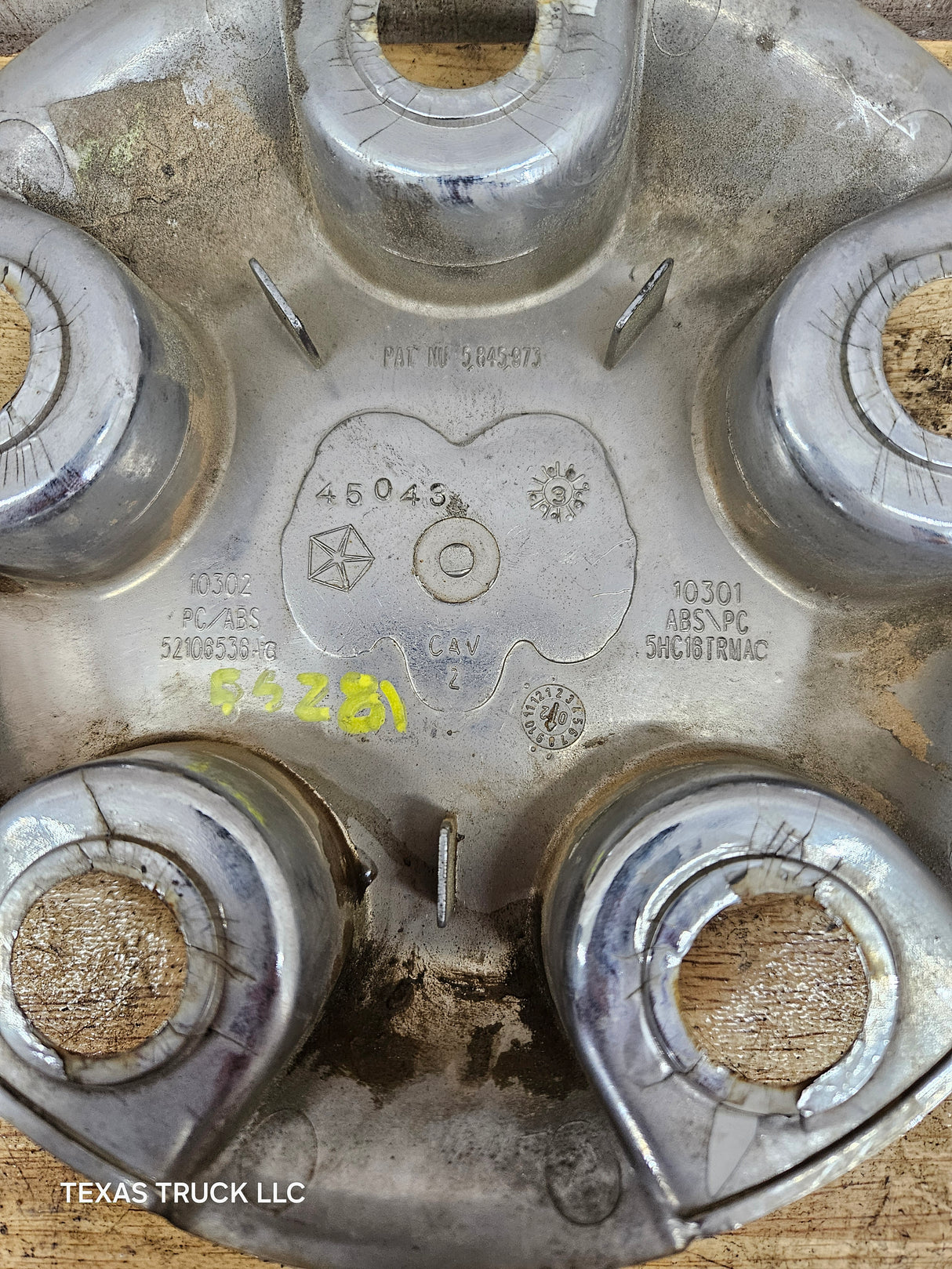 2002-2008 Dodge Ram 1500 OEM Wheel Center Hub Cap Lug Cover 52106536AC