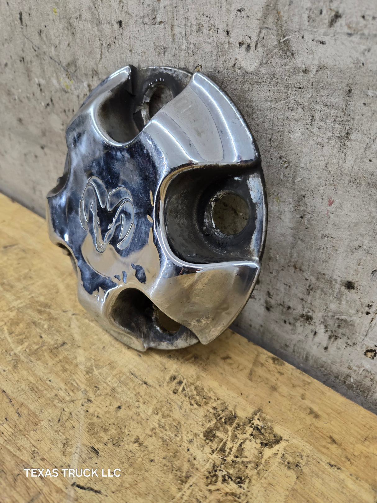 2002-2008 Dodge Ram 1500 OEM Wheel Center Hub Cap Lug Cover 52106536AC