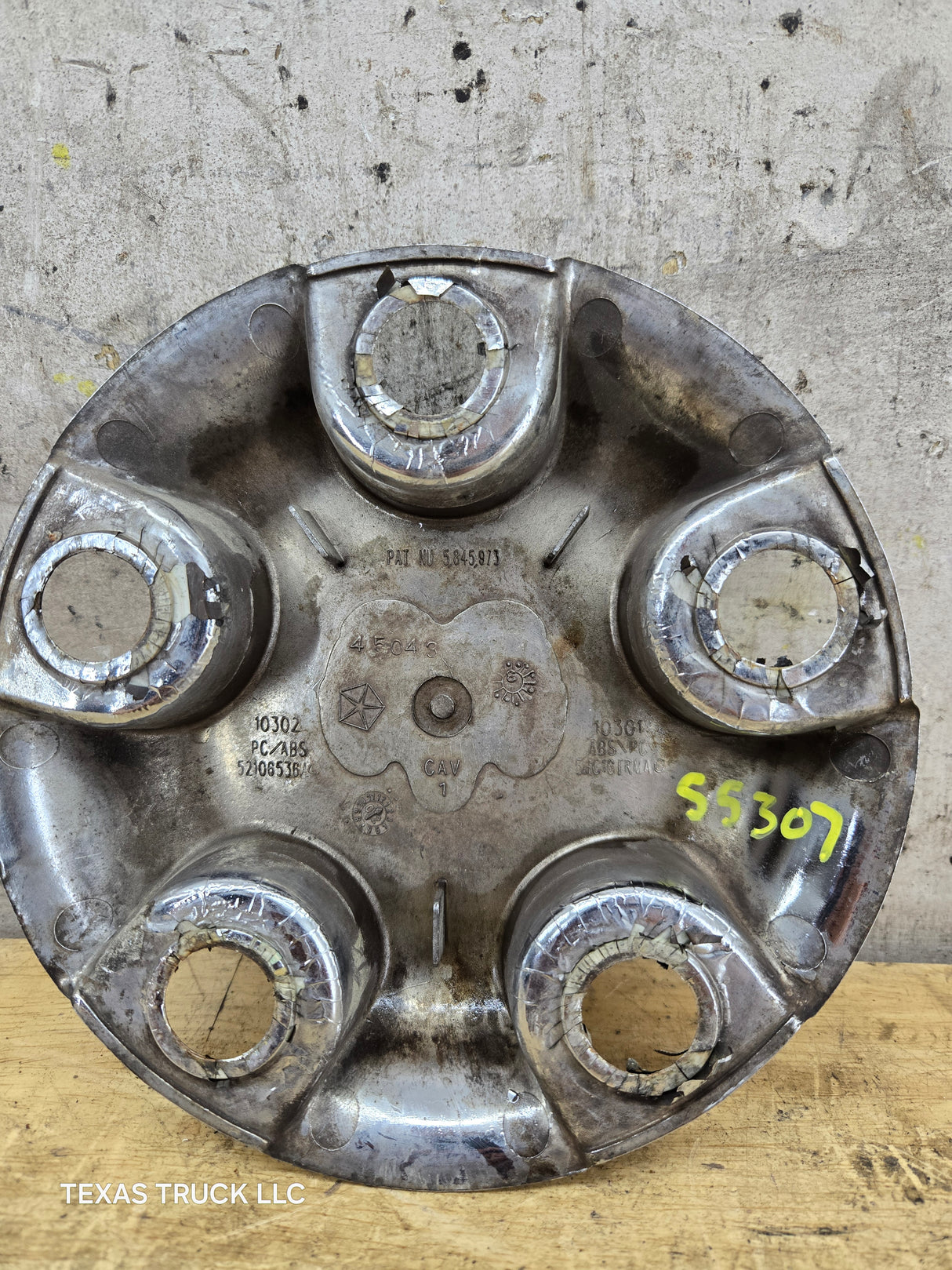 2002-2008 Dodge Ram 1500 OEM Wheel Center Hub Cap Lug Cover 52106536AC