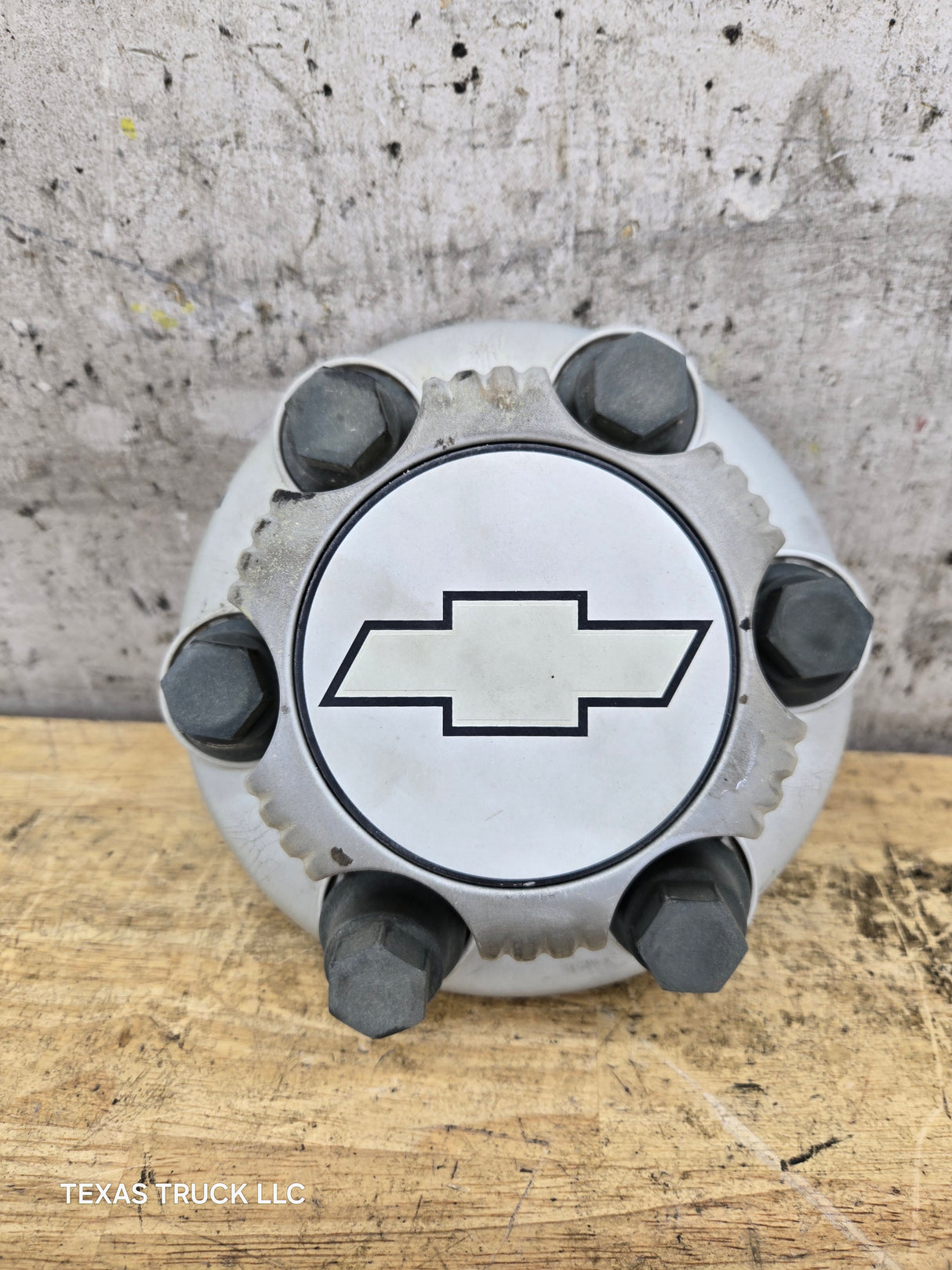 1999-2014 OEM Chevrolet Silverado  Wheel Center Hub Cap Lug Cover 9596661