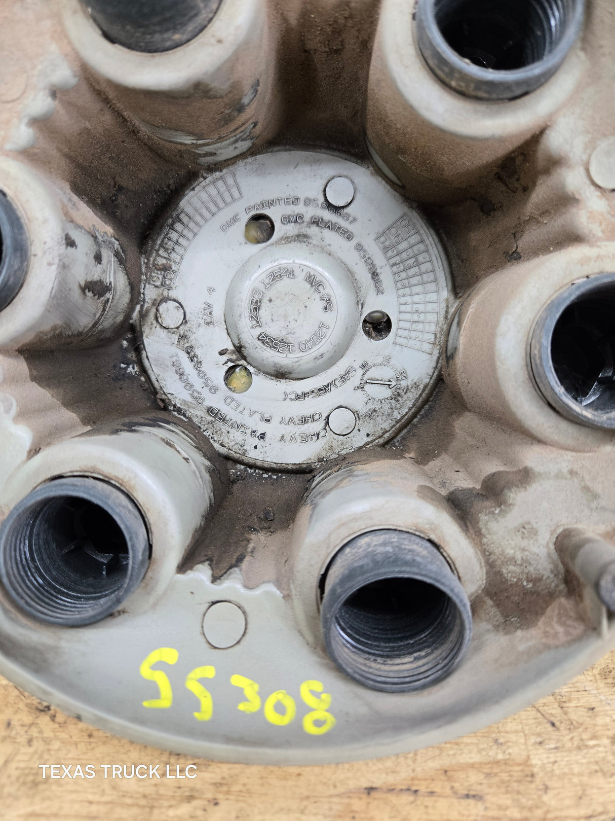 1999-2014 OEM Chevrolet Silverado  Wheel Center Hub Cap Lug Cover 9596661