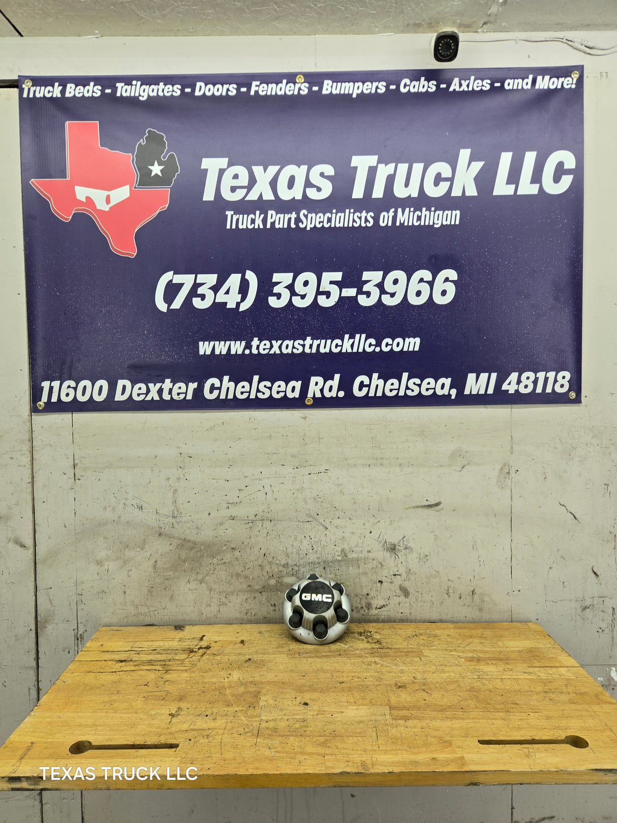 1999-2014 OEM GMC Sierra Denali Savanna Suburban Wheel Center Hub Cap Lug Cover 9596667