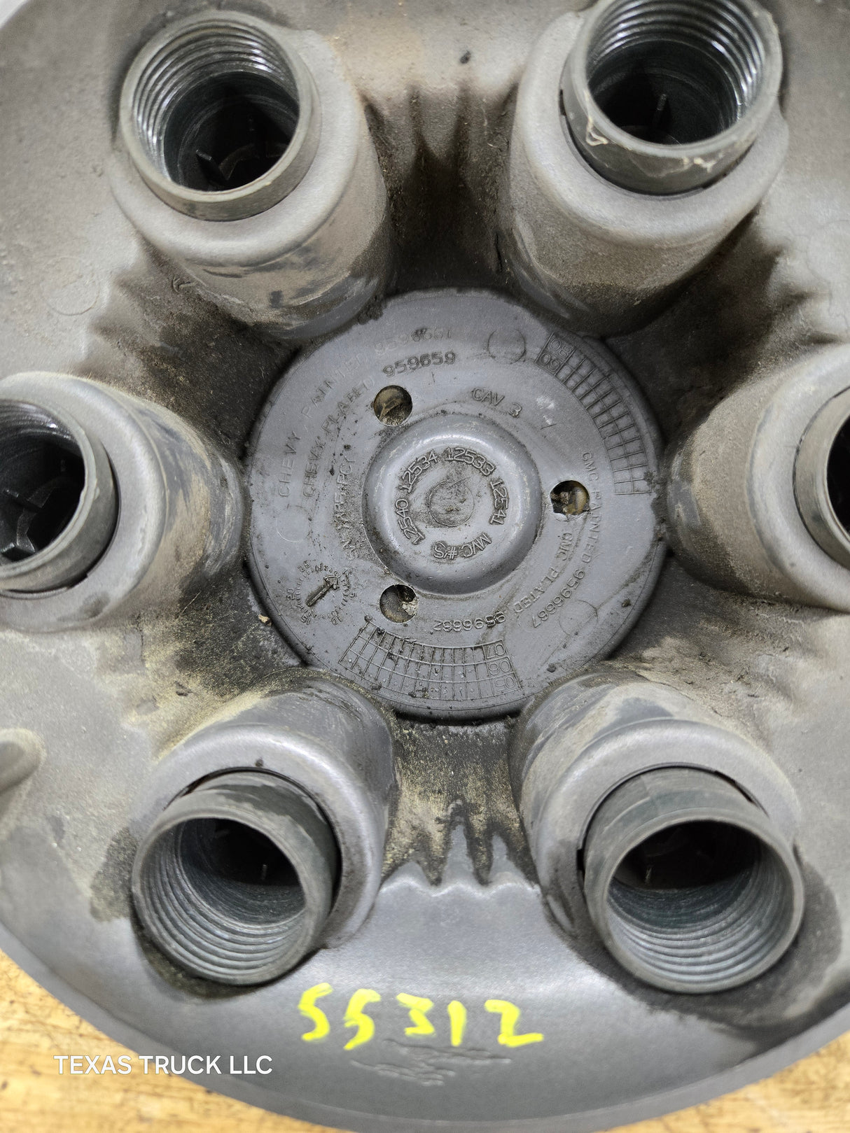 1999-2014 OEM GMC Sierra Denali Savanna Suburban Wheel Center Hub Cap Lug Cover 9596667