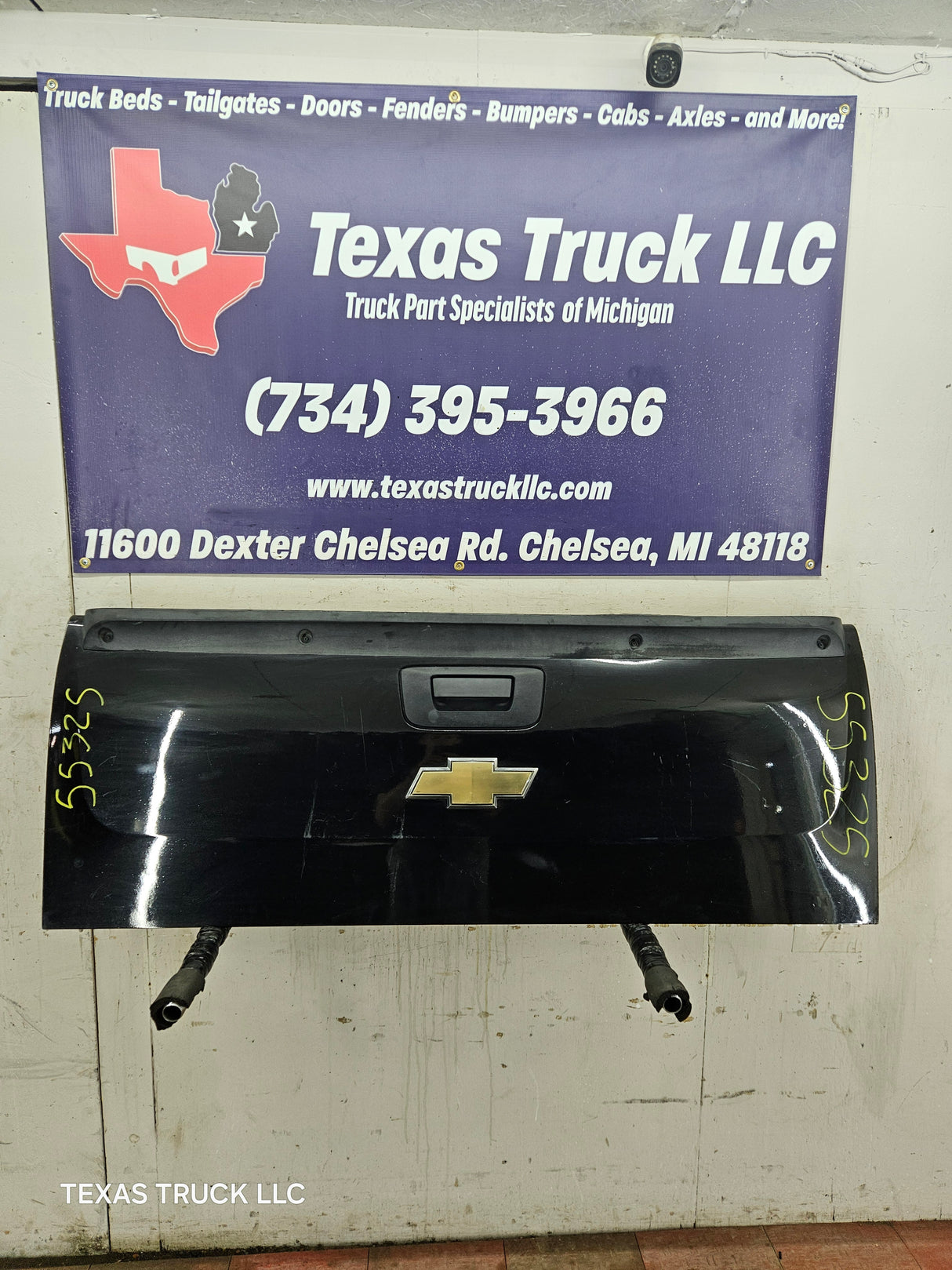 2007-2013 Chevrolet Silverado / GMC Sierra 1500 2500 3500 HD Tailgate