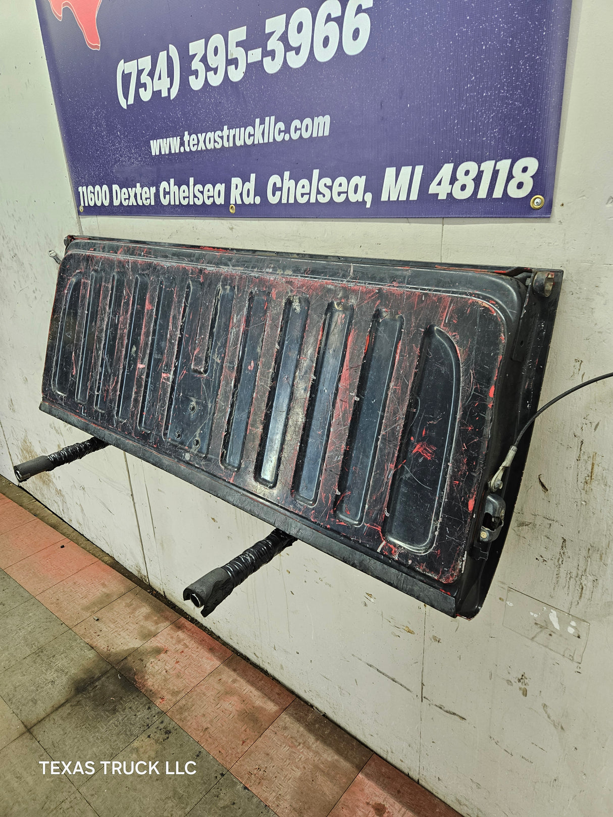 2007-2013 Chevrolet Silverado / GMC Sierra 1500 2500 3500 HD Tailgate