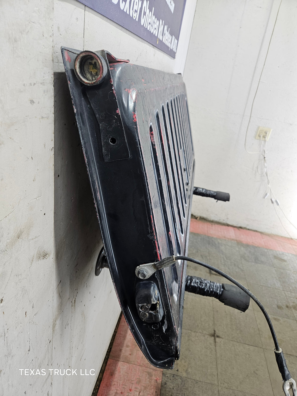 2007-2013 Chevrolet Silverado / GMC Sierra 1500 2500 3500 HD Tailgate