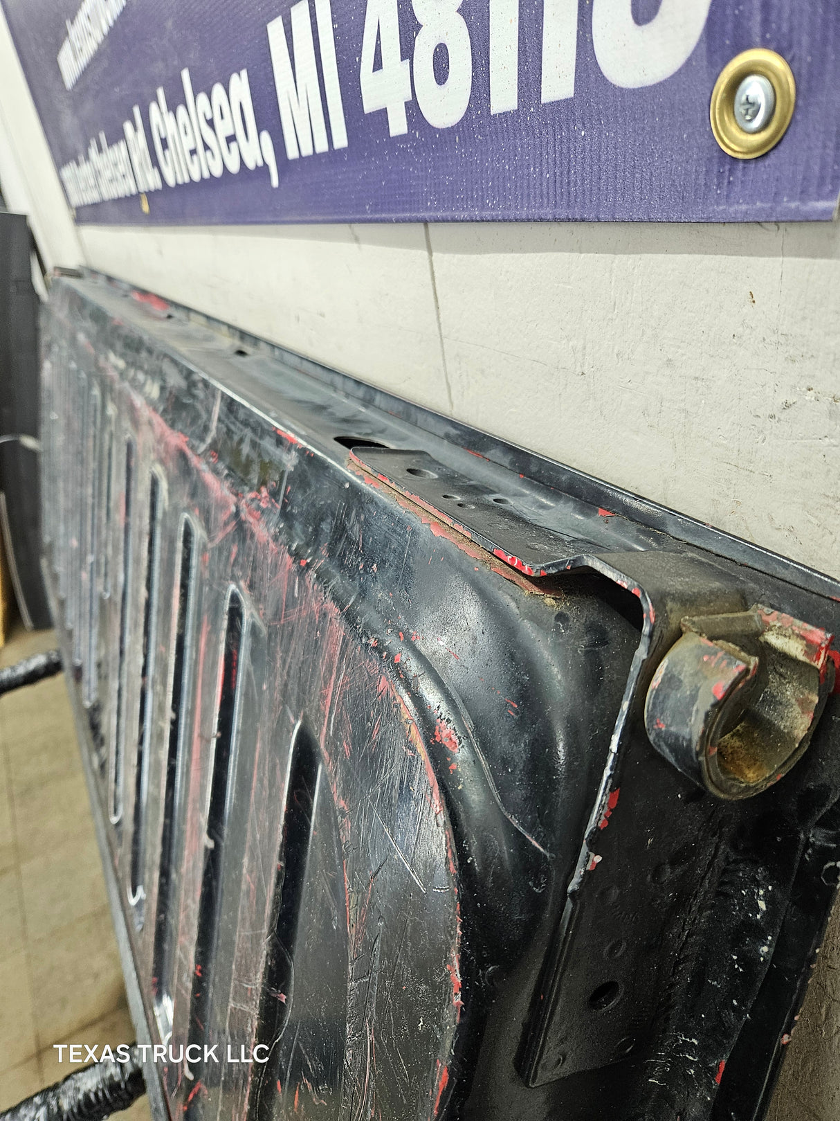 2007-2013 Chevrolet Silverado / GMC Sierra 1500 2500 3500 HD Tailgate