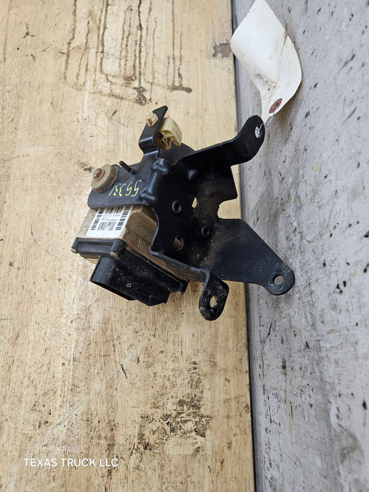 2008-2010 Ford Super Duty F250 F350 ABS Pump Module Control Assembly AC34-2C346-AA