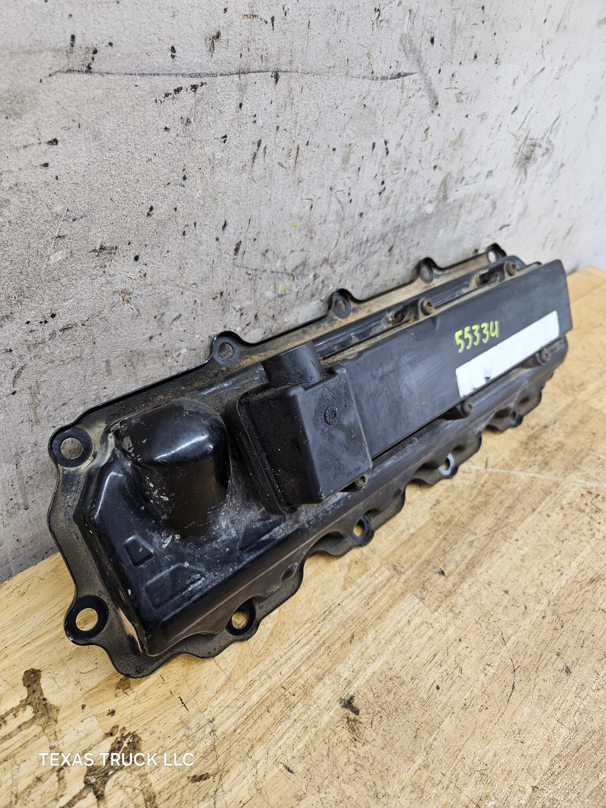 2004.5-2007 Ford 6.0 Power Stroke Drivers Valve Cover Super Duty Excursion