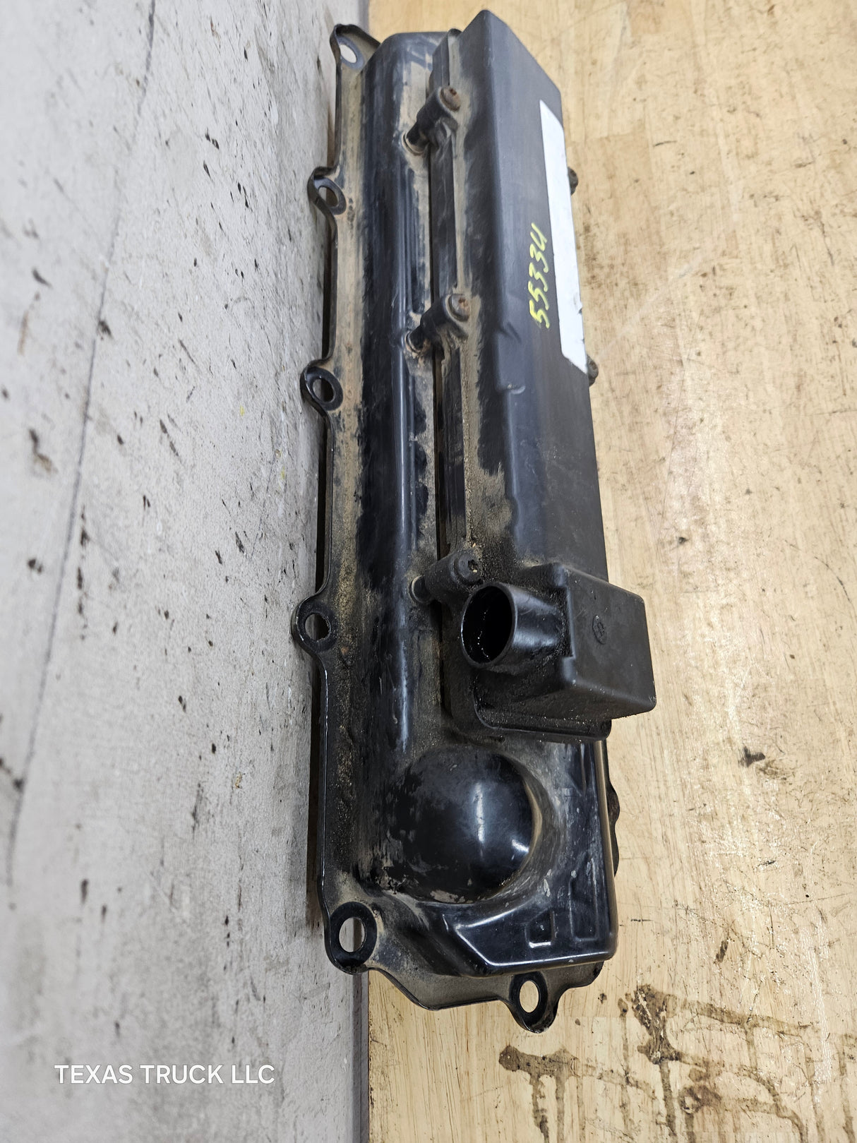 2004.5-2007 Ford 6.0 Power Stroke Drivers Valve Cover Super Duty Excursion