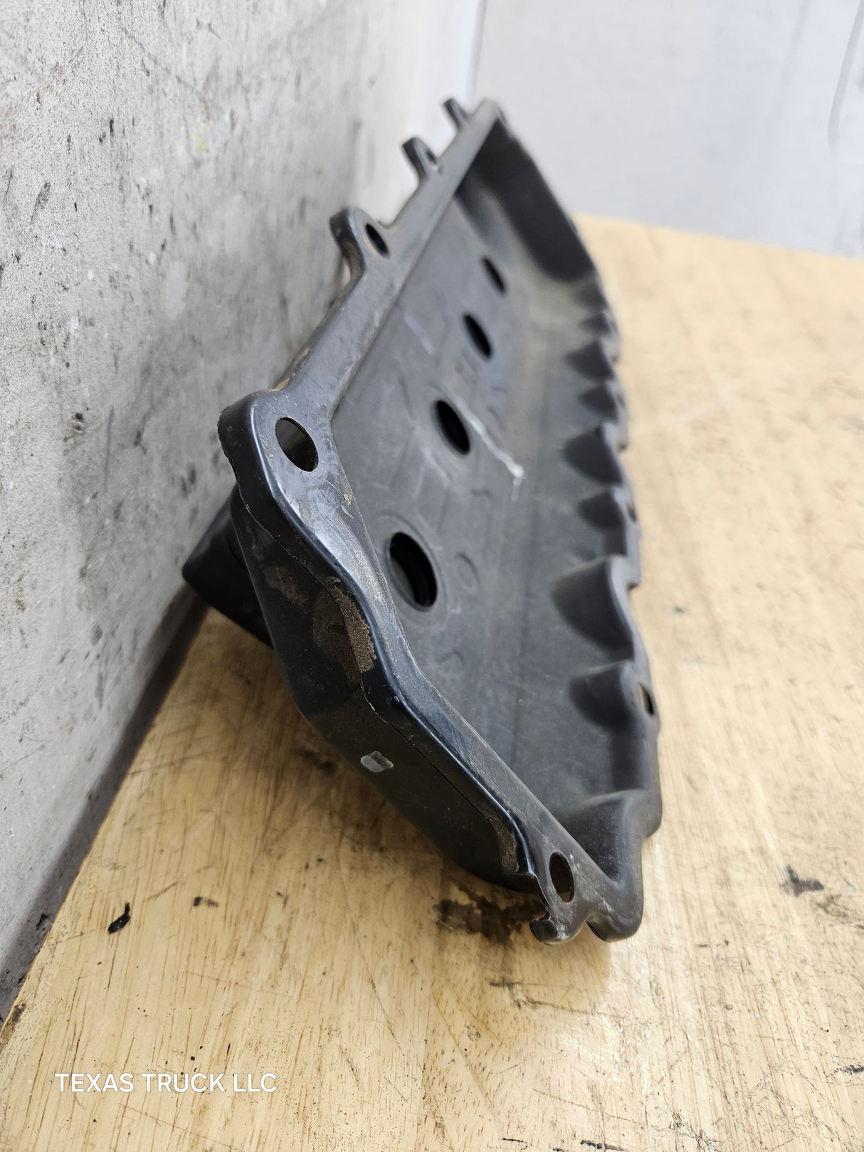 2004.5-2007 Ford 6.0 Power Stroke Drivers Valve Cover Super Duty Excursion