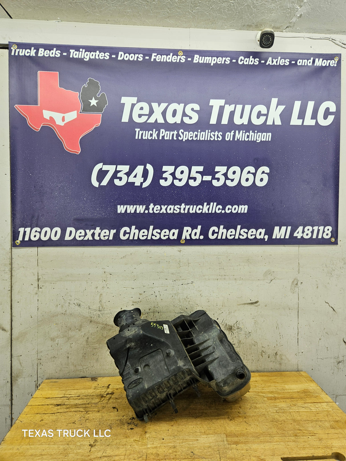 2008-2010 Ford Super Duty 6.8L Engine Coolant Reservoir Tray F250 F350 F450 F550