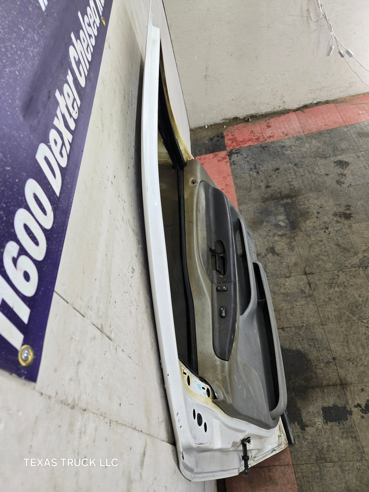 1999-2011 Ford Super Duty Front Passenger Side Door F250 F350 F450 F550