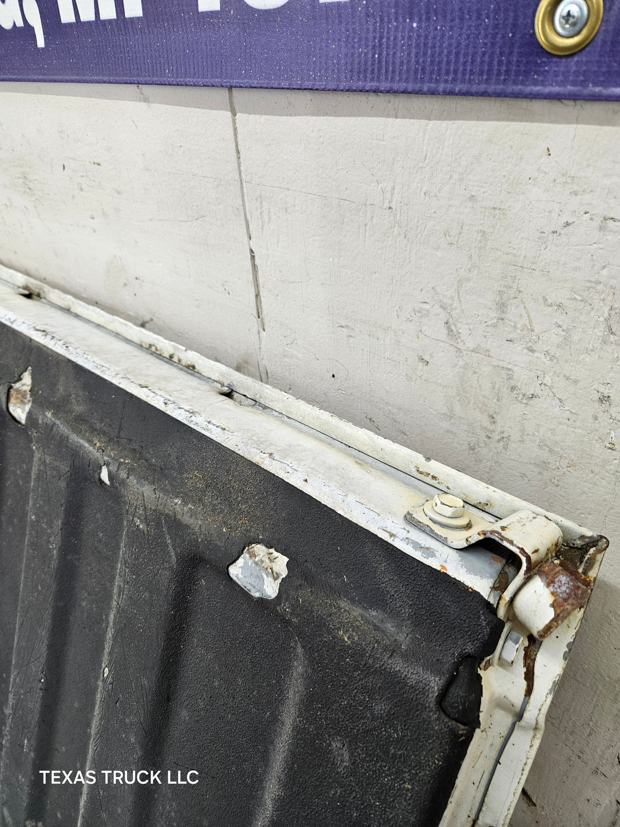 1999-2007 Chevrolet Silverado / GMC Sierra 1500 2500 3500 HD Tailgate