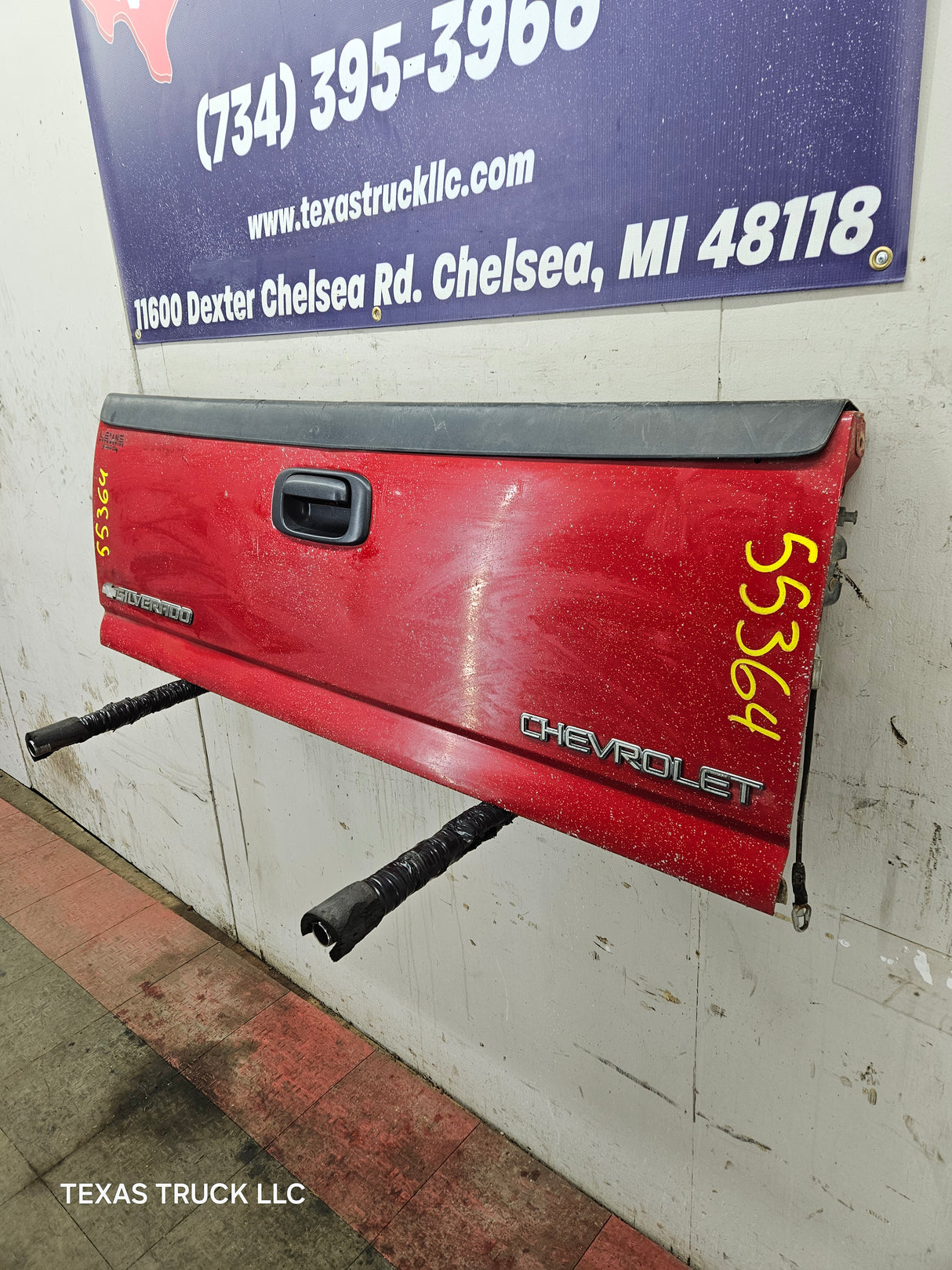 1999-2007 Chevrolet Silverado / GMC Sierra 1500 2500 3500 HD Tailgate