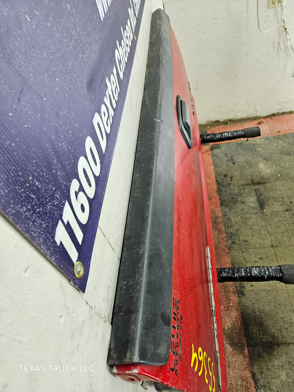 1999-2007 Chevrolet Silverado / GMC Sierra 1500 2500 3500 HD Tailgate