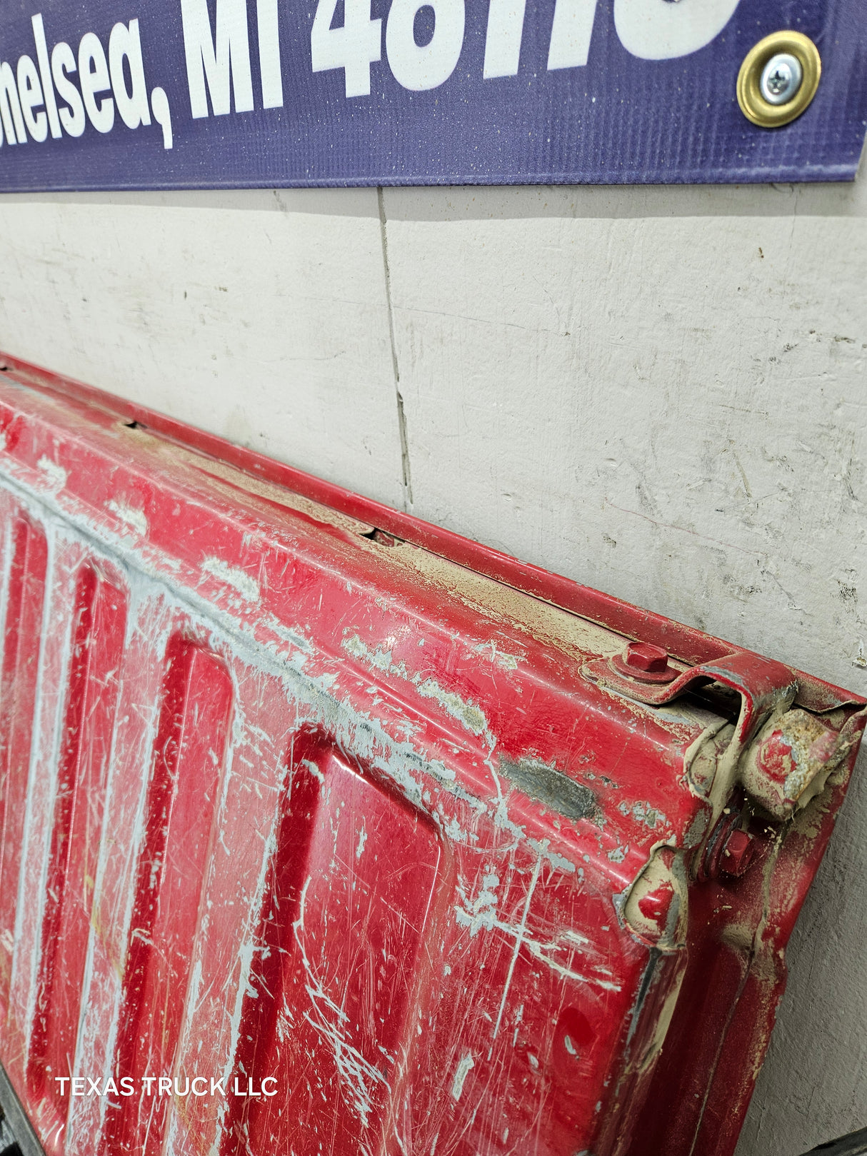 1999-2007 Chevrolet Silverado / GMC Sierra 1500 2500 3500 HD Tailgate