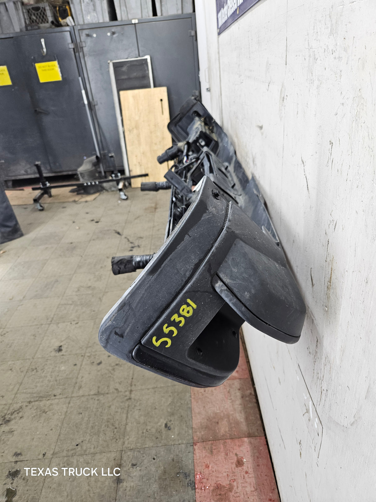 2015-2019 Chevrolet Silverado 2500 HD 3500 HD Rear Bumper