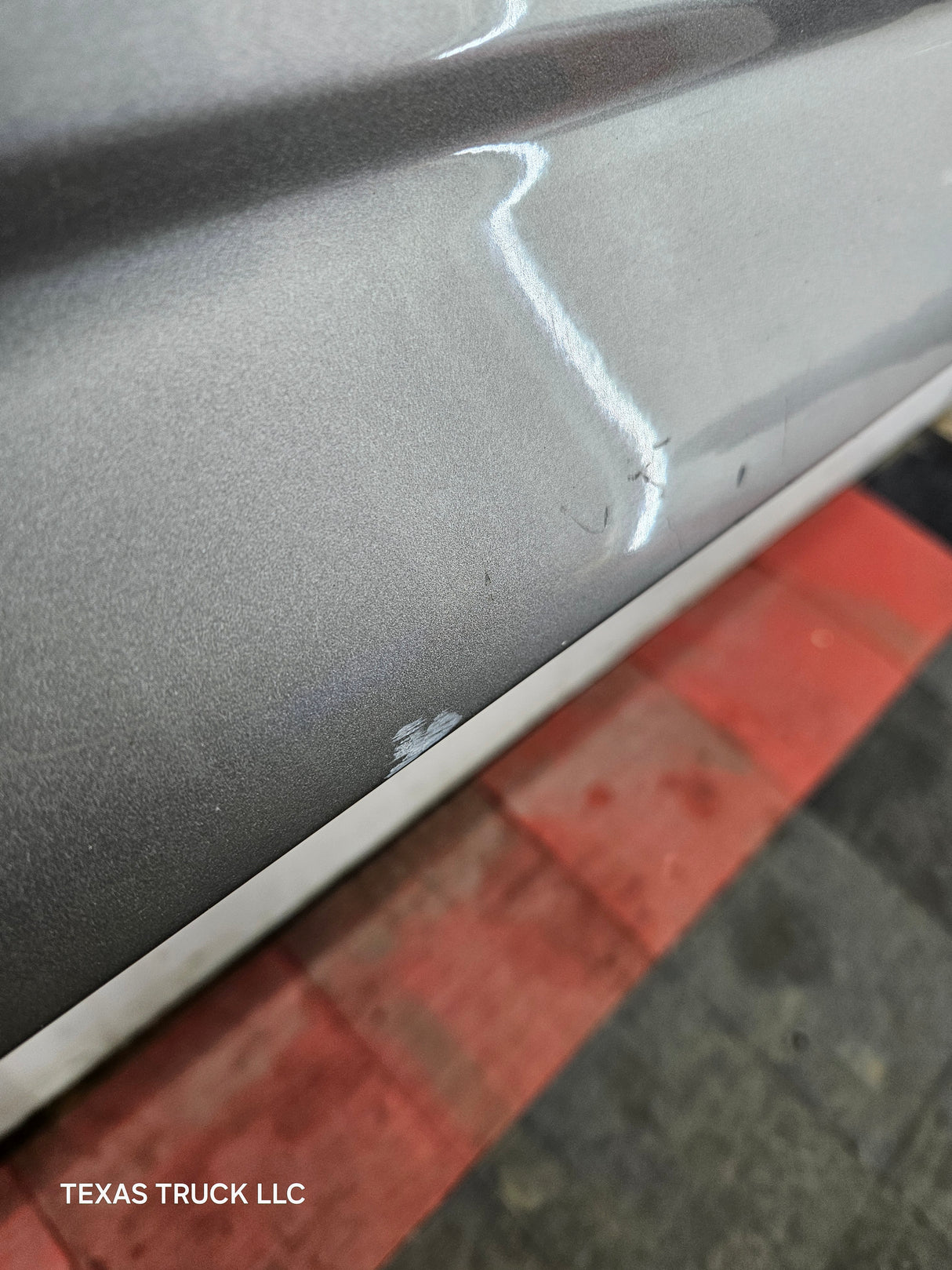 1999-2007 Chevrolet Silverado / GMC Sierra 1500 2500 3500 HD Tailgate