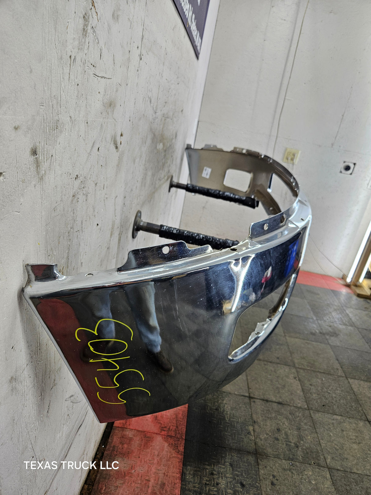 2011-2014 Chevrolet Silverado 2500 3500 HD Front Bumper