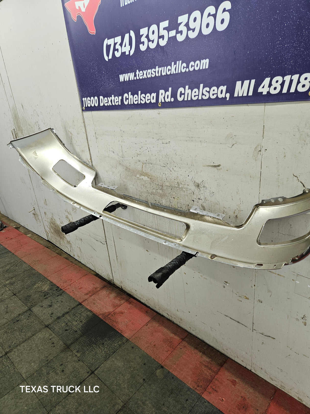 2011-2014 Chevrolet Silverado 2500 3500 HD Front Bumper