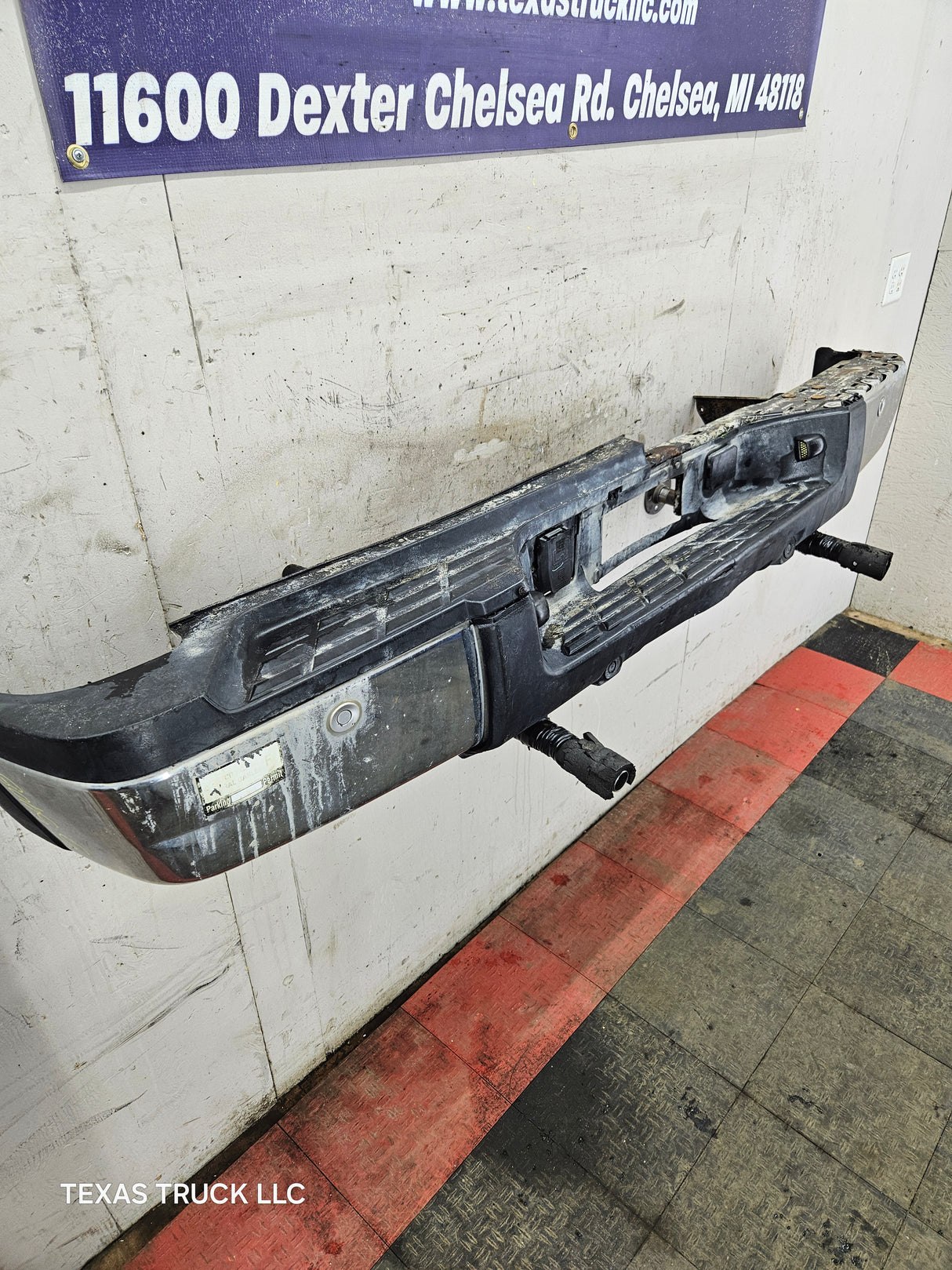 2007-2010 Chevrolet Silverado / GMC Sierra 2500 3500 HD Rear Bumper