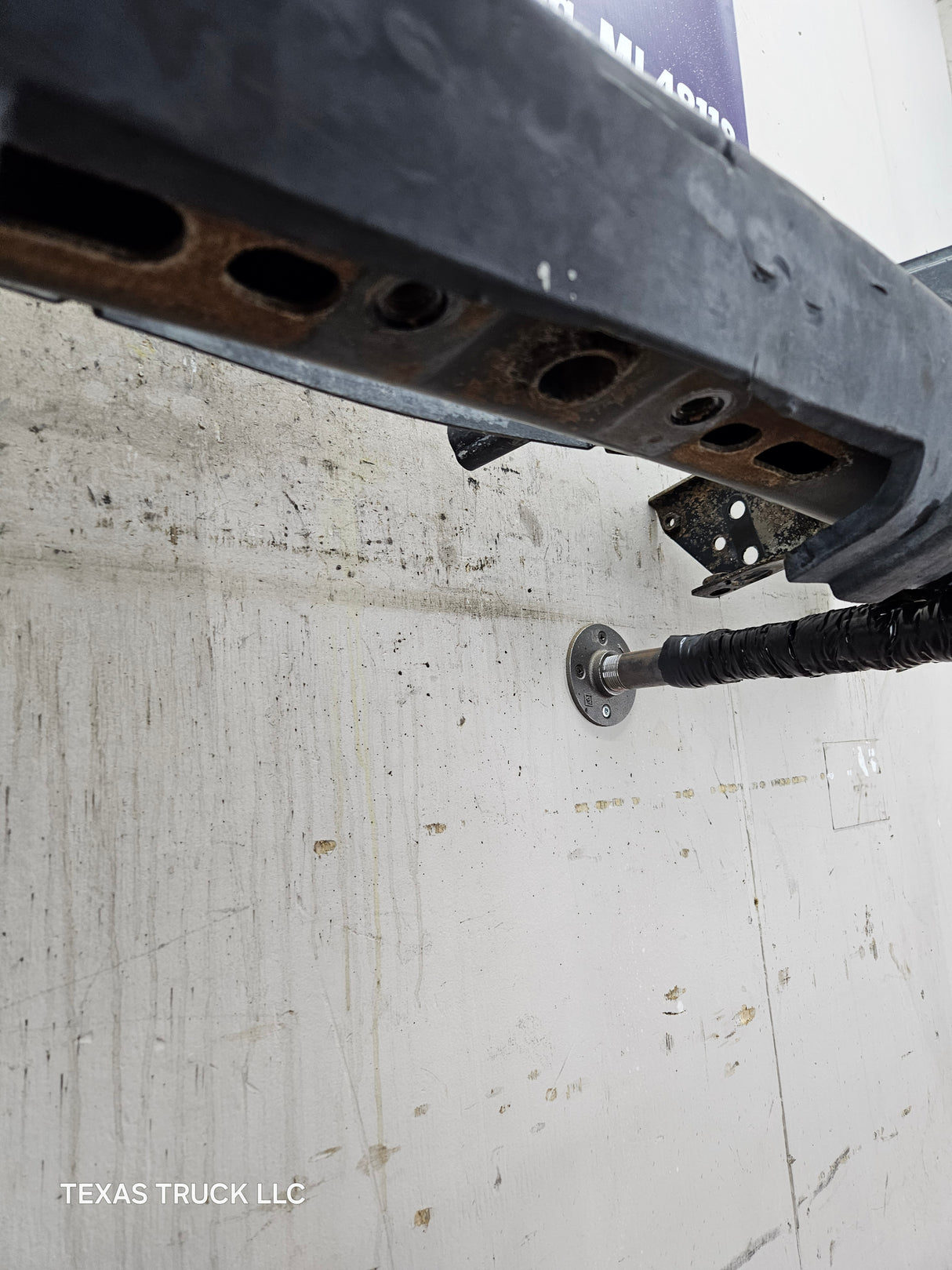 2007-2010 Chevrolet Silverado / GMC Sierra 2500 3500 HD Rear Bumper