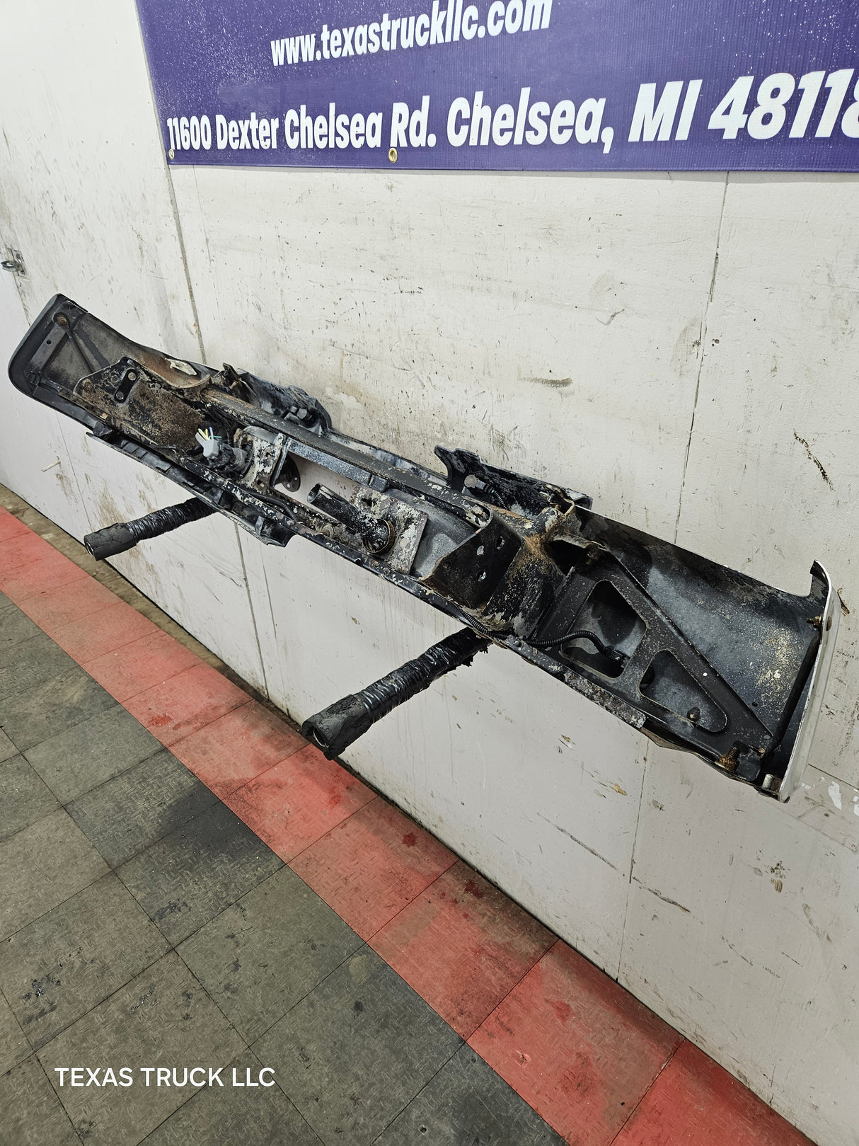 2007-2010 Chevrolet Silverado / GMC Sierra 2500 3500 HD Rear Bumper