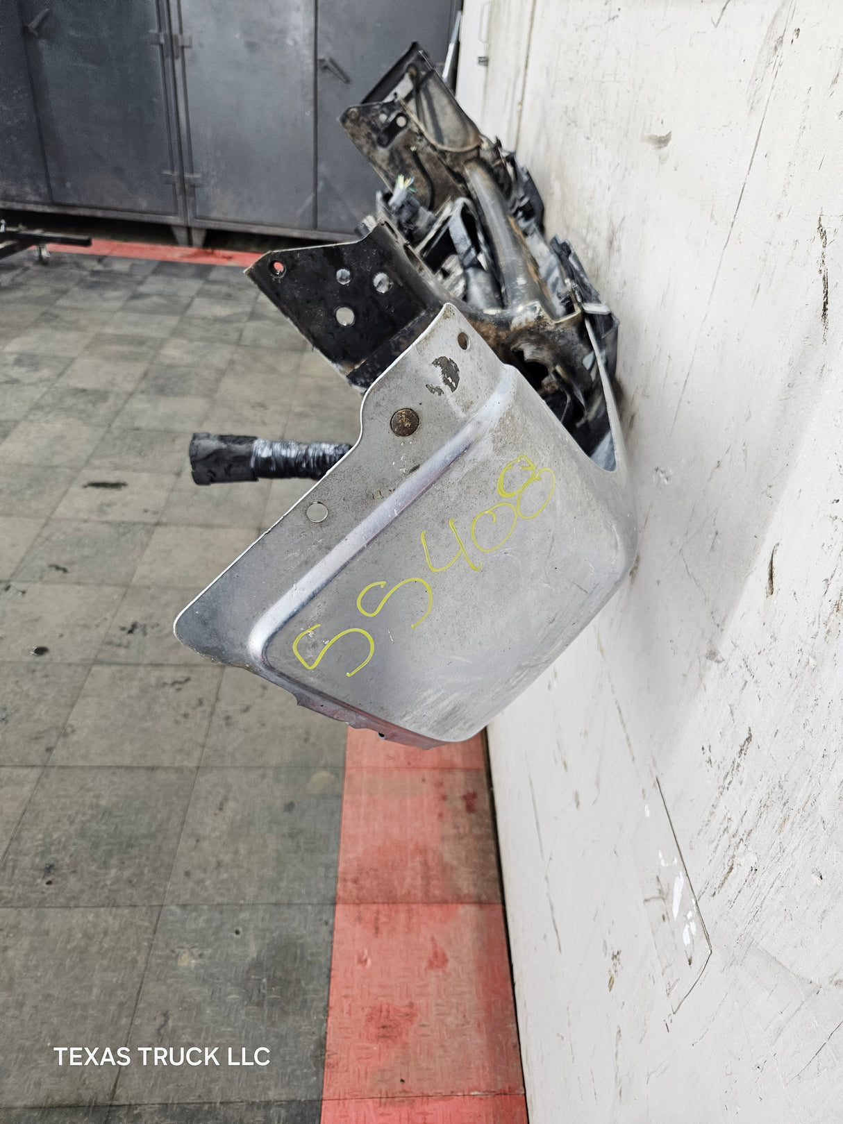 2007-2010 Chevrolet Silverado / GMC Sierra 2500 3500 HD Rear Bumper