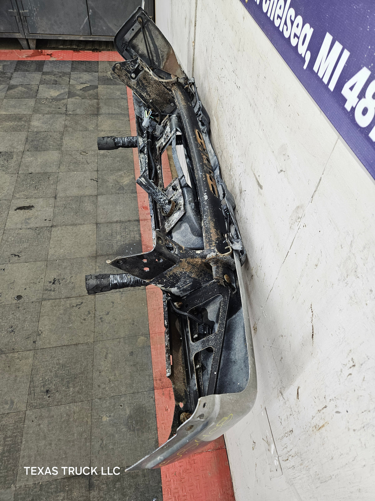 2007-2010 Chevrolet Silverado / GMC Sierra 2500 3500 HD Rear Bumper