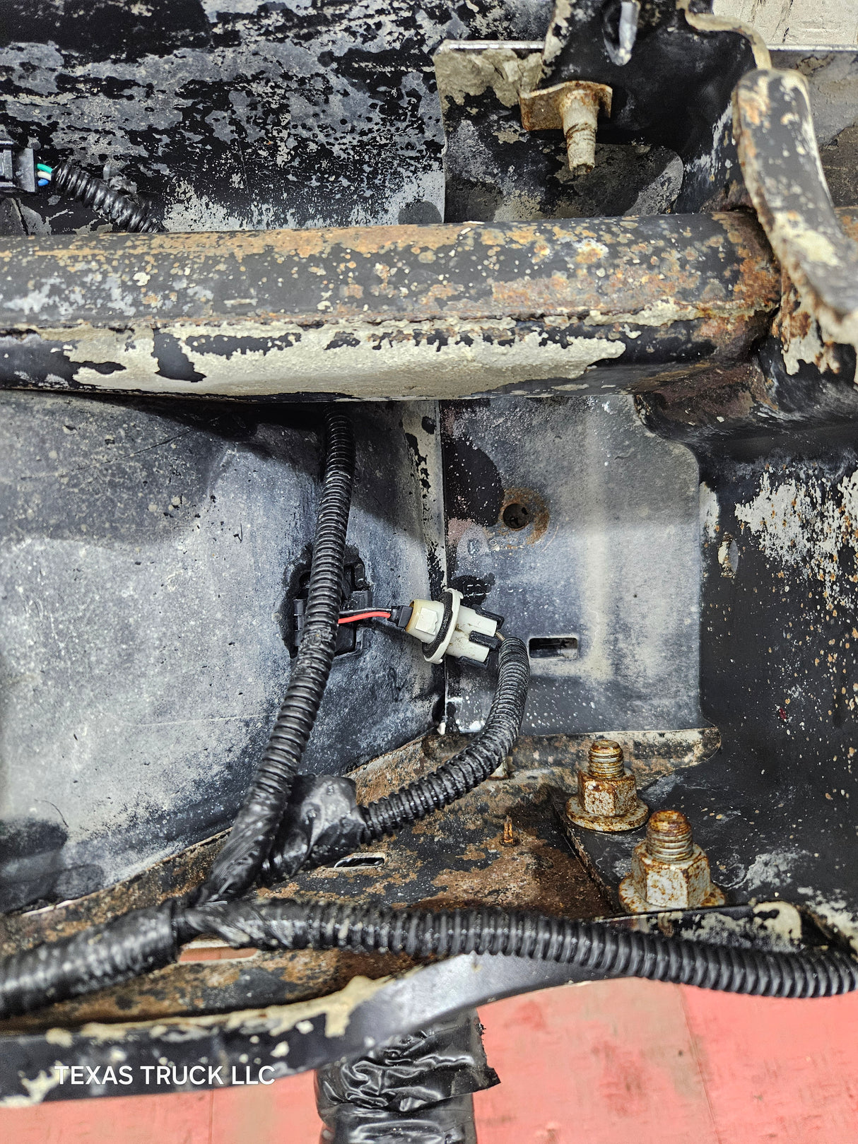 2007-2010 Chevrolet Silverado / GMC Sierra 2500 3500 HD Rear Bumper