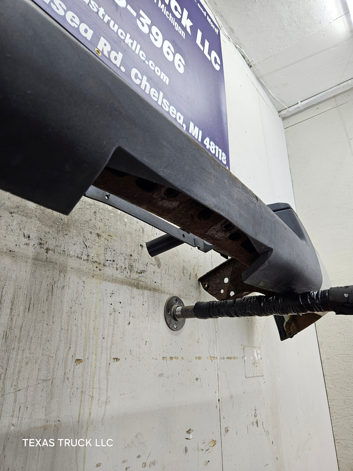 2007-2010 Chevrolet Silverado / GMC Sierra 2500 3500 HD Rear Bumper