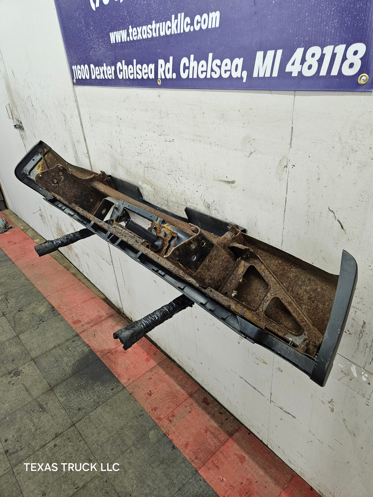 2007-2010 Chevrolet Silverado / GMC Sierra 2500 3500 HD Rear Bumper