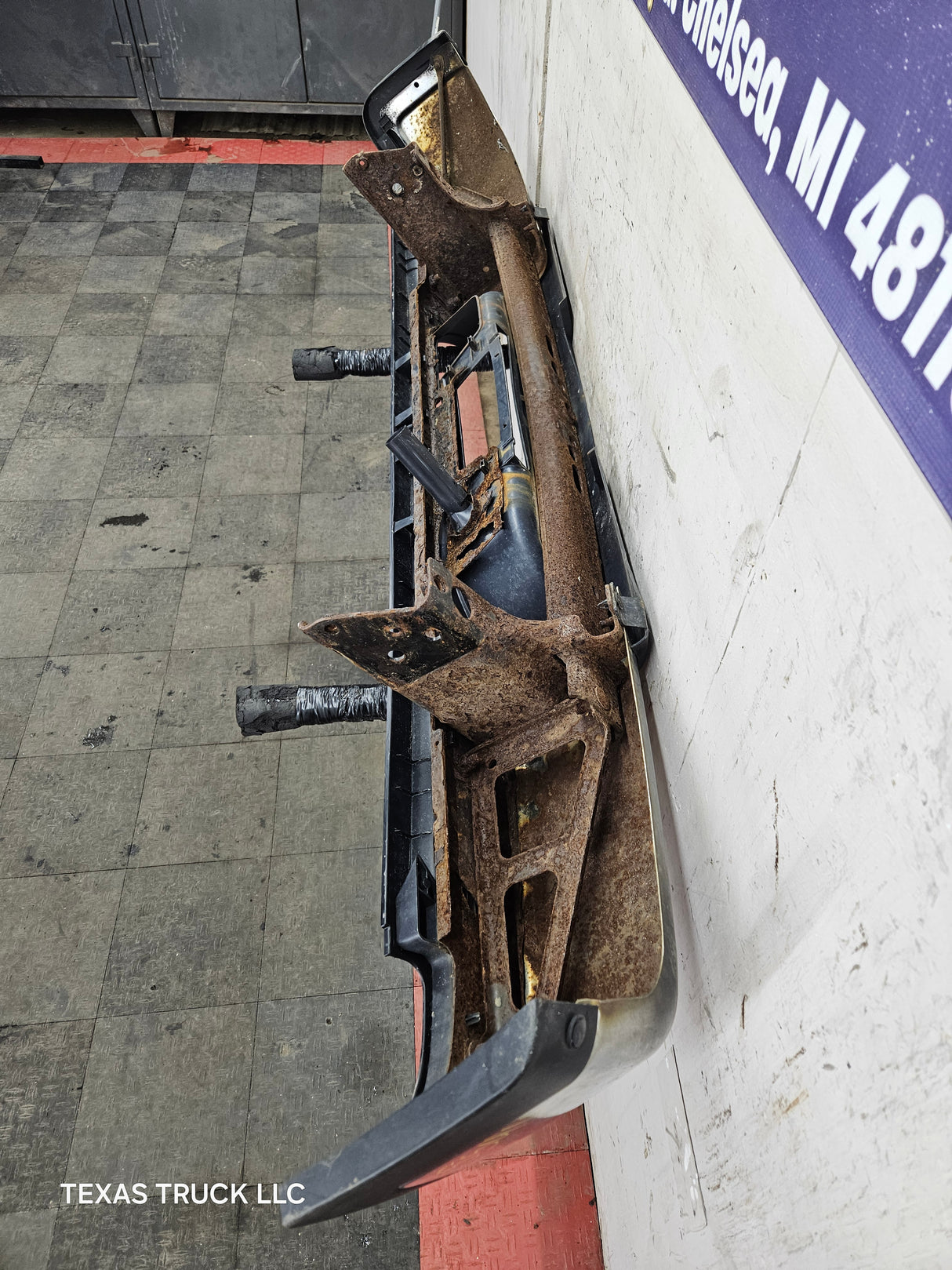 2007-2010 Chevrolet Silverado / GMC Sierra 2500 3500 HD Rear Bumper