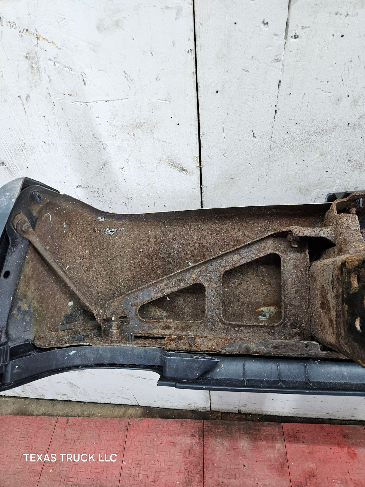 2007-2010 Chevrolet Silverado / GMC Sierra 2500 3500 HD Rear Bumper