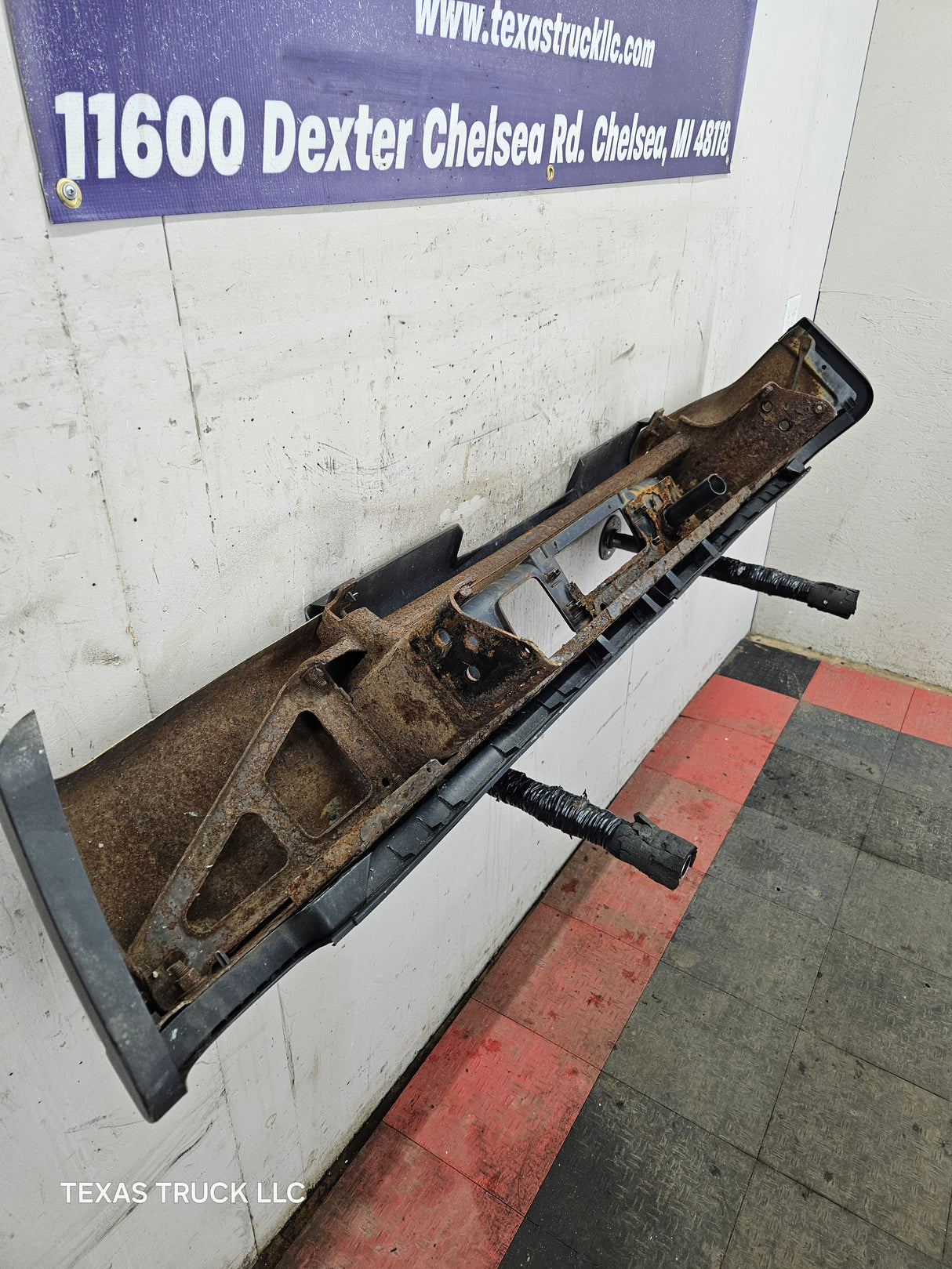 2007-2010 Chevrolet Silverado / GMC Sierra 2500 3500 HD Rear Bumper