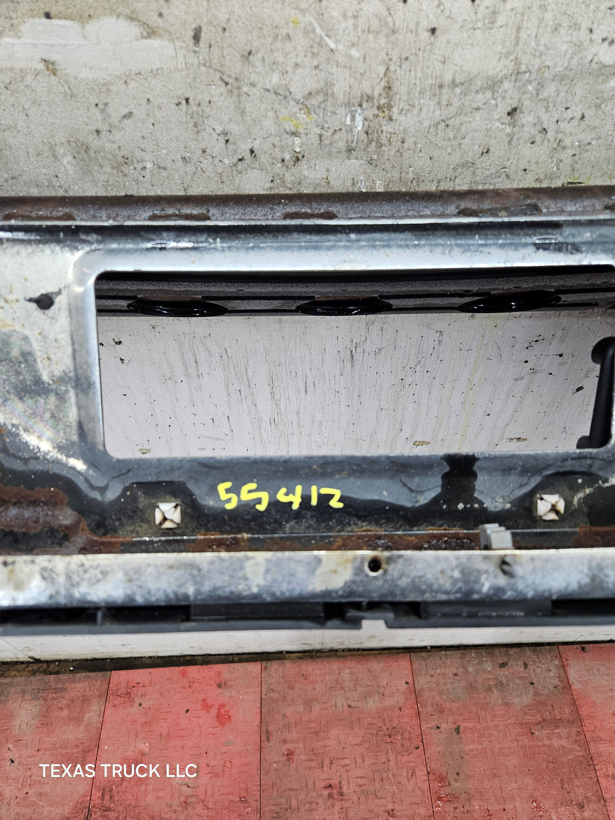 1999-2007 Chevrolet Silverado / GMC Sierra 1500 Rear Bumper