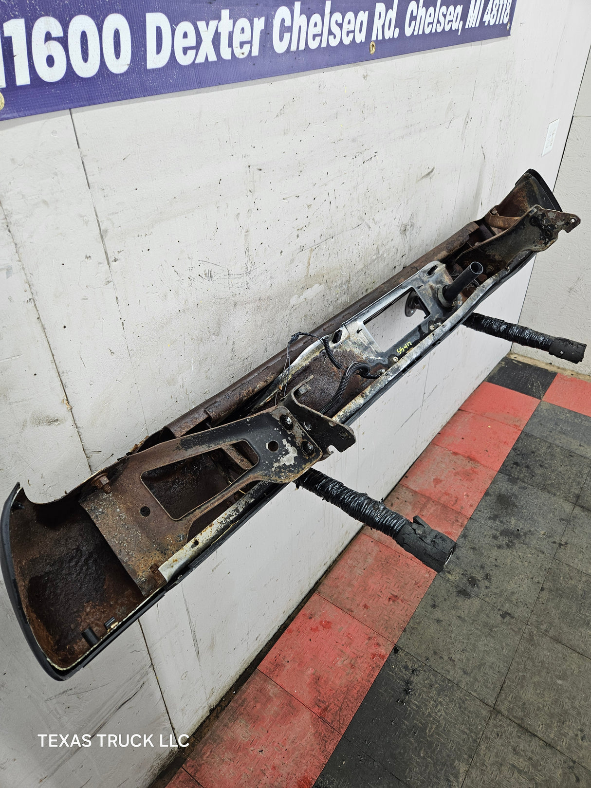 1999-2007 Chevrolet Silverado / GMC Sierra 1500 Rear Bumper