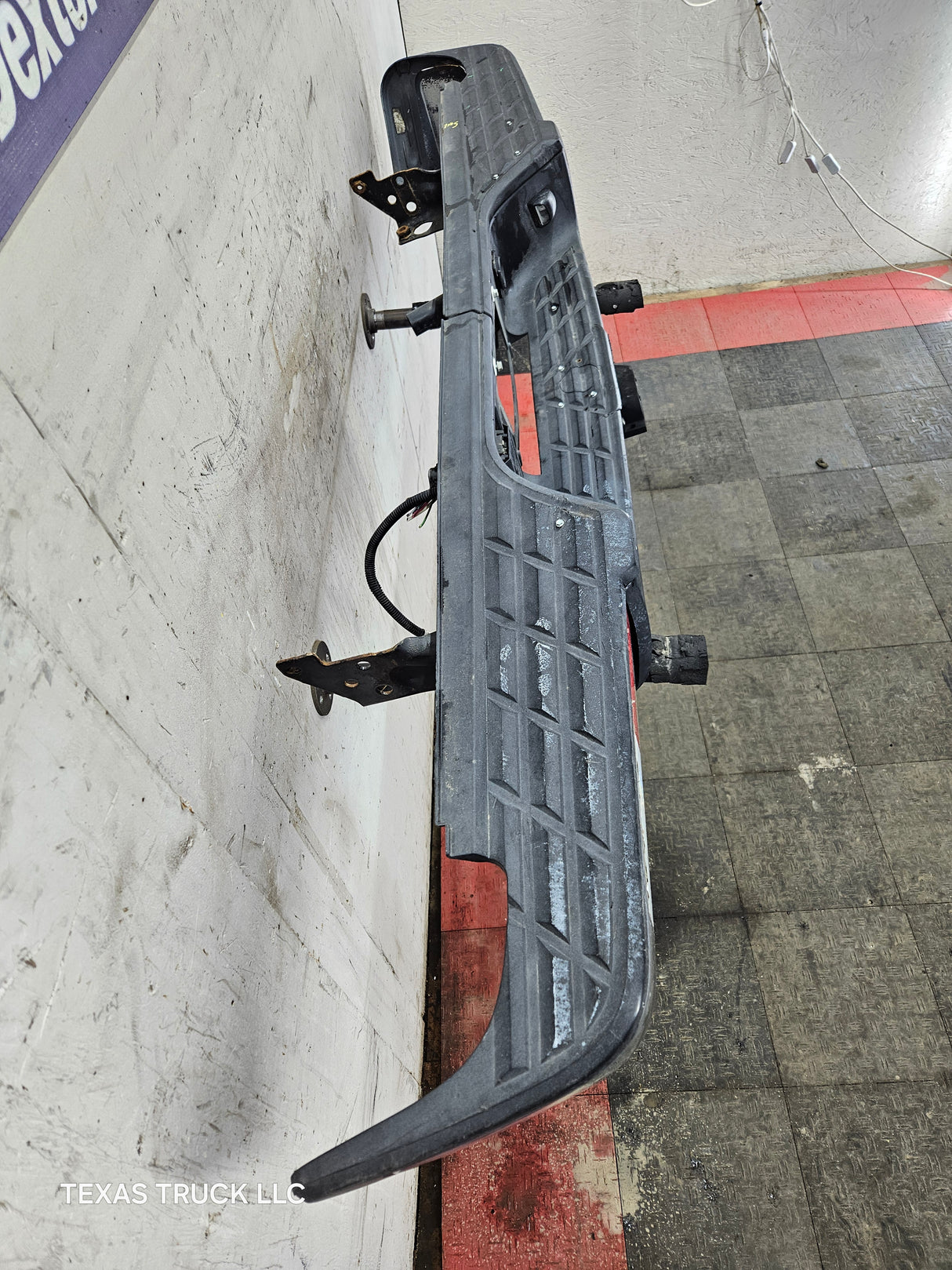 2011-2014 Chevrolet Silverado / GMC Sierra 1500 Rear Bumper