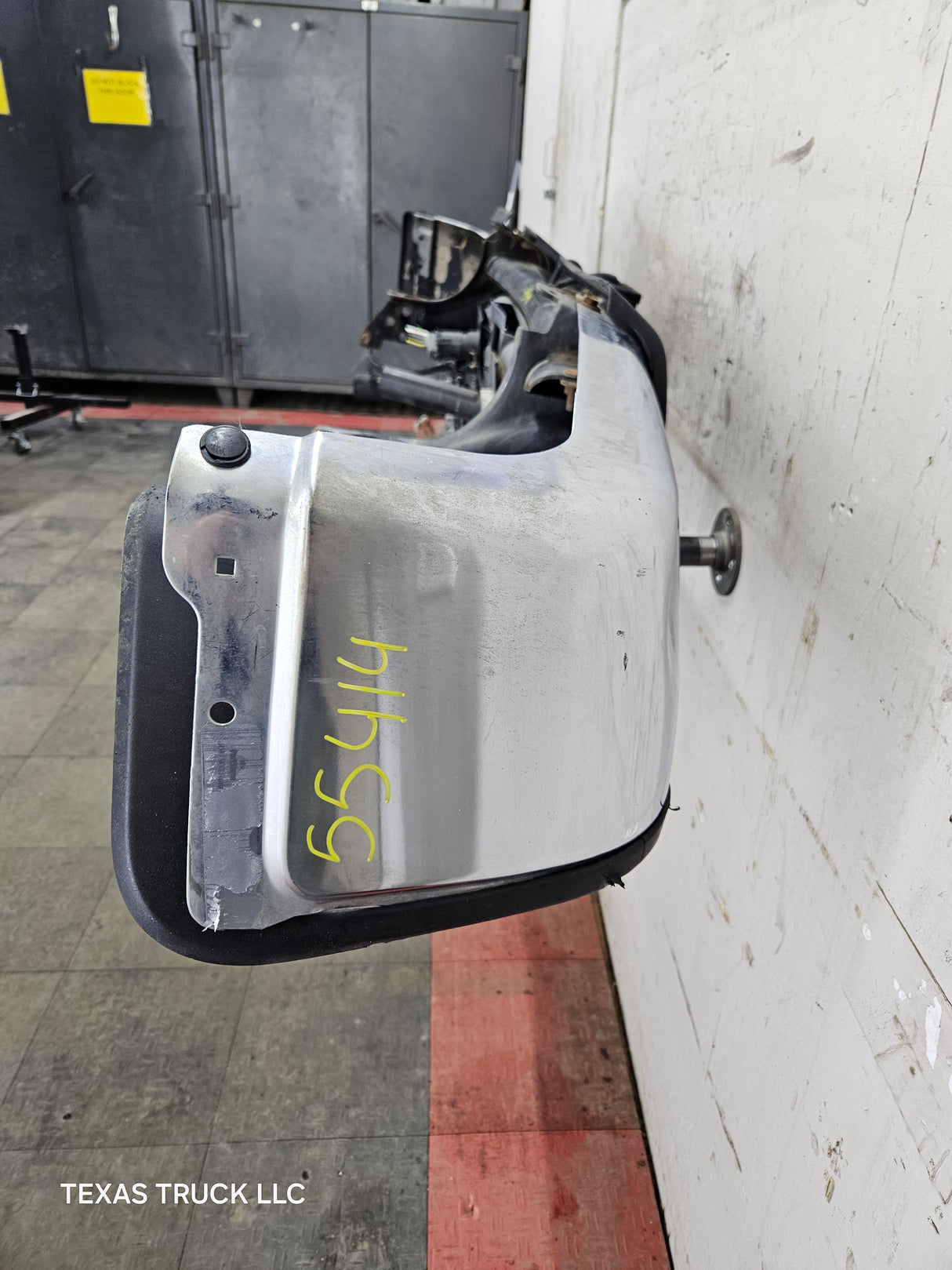 2011-2014 Chevrolet Silverado / GMC Sierra 1500 Rear Bumper