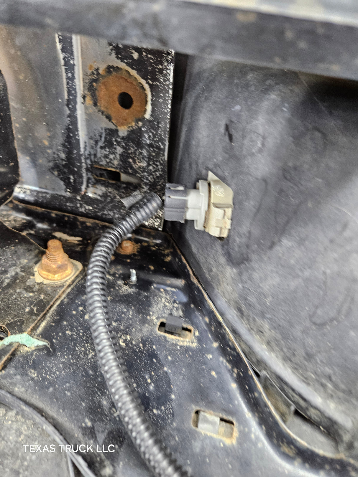 2011-2014 Chevrolet Silverado / GMC Sierra 1500 Rear Bumper