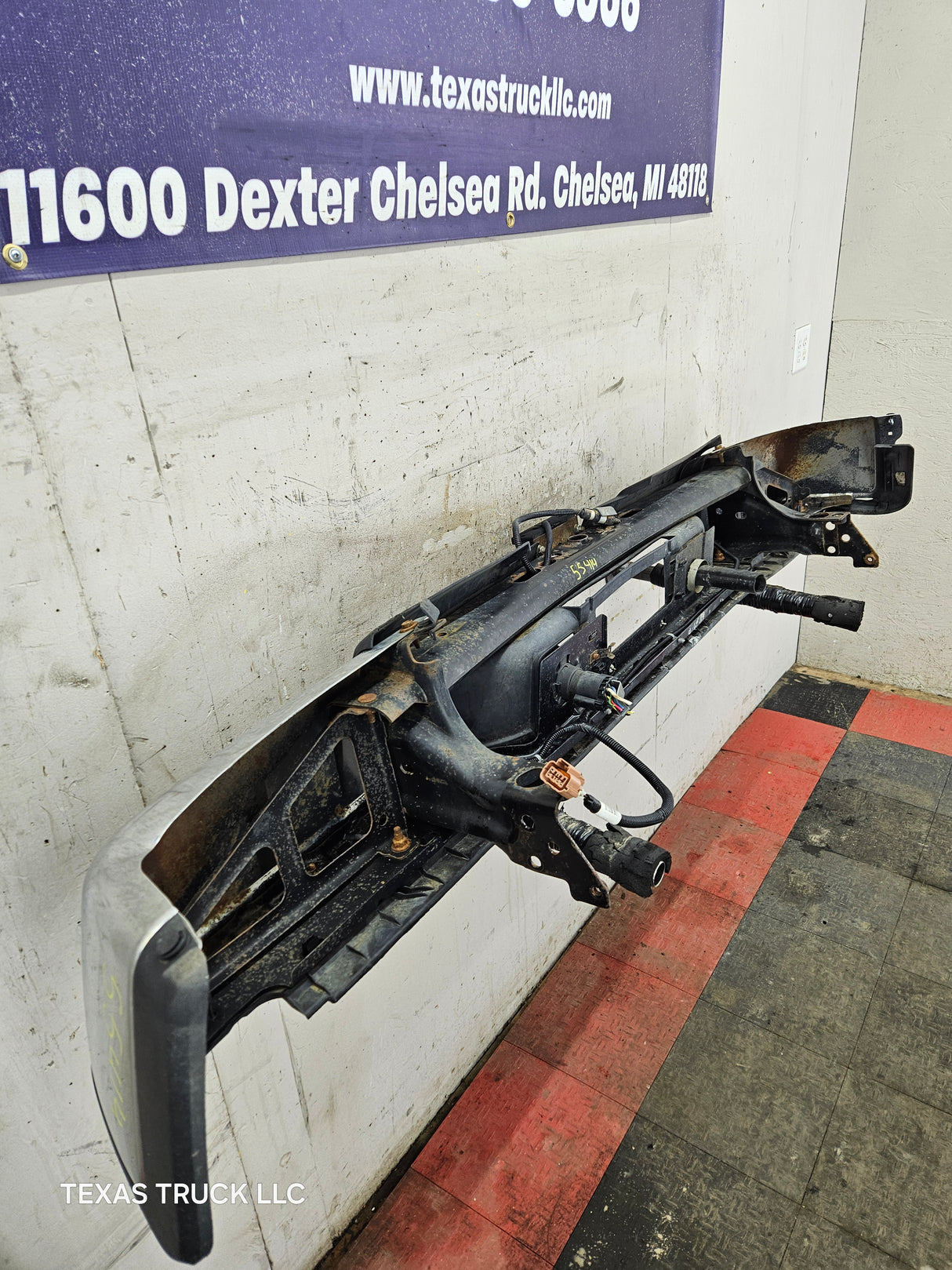 2011-2014 Chevrolet Silverado / GMC Sierra 1500 Rear Bumper