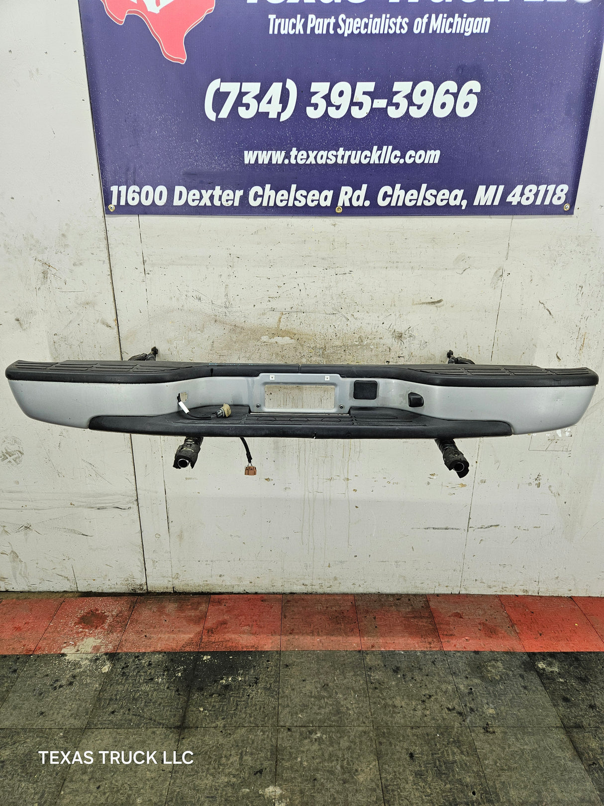 1999-2007 Chevrolet Silverado / GMC Sierra 1500 Painted Rear Bumper