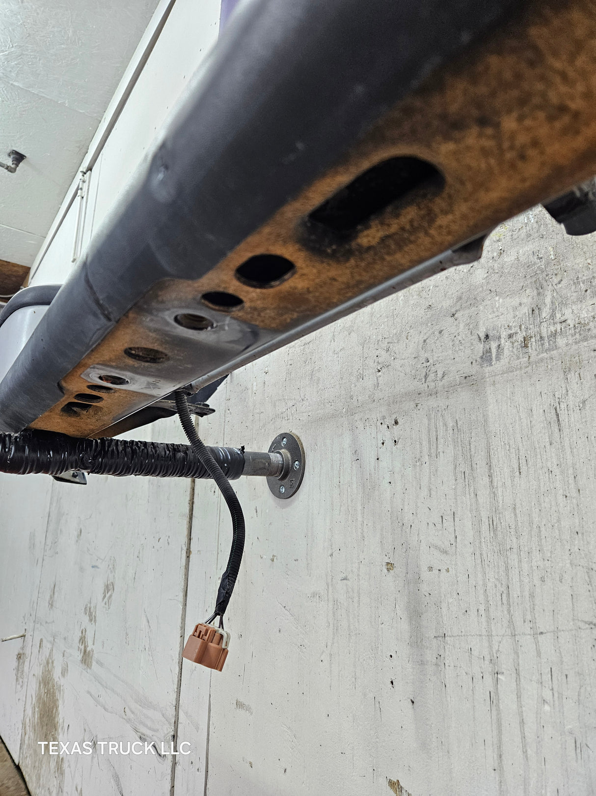 1999-2007 Chevrolet Silverado / GMC Sierra 1500 Painted Rear Bumper