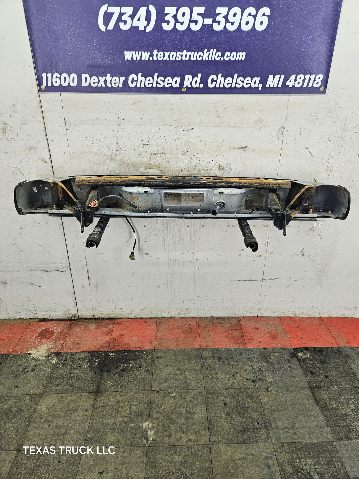 1999-2007 Chevrolet Silverado / GMC Sierra 1500 Painted Rear Bumper