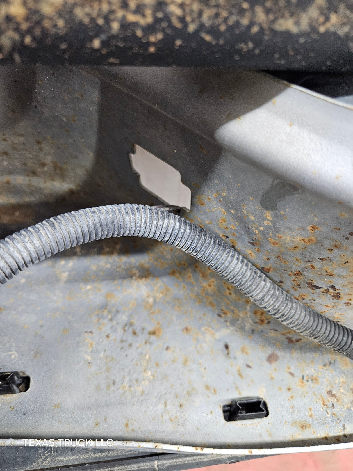 1999-2007 Chevrolet Silverado / GMC Sierra 1500 Painted Rear Bumper